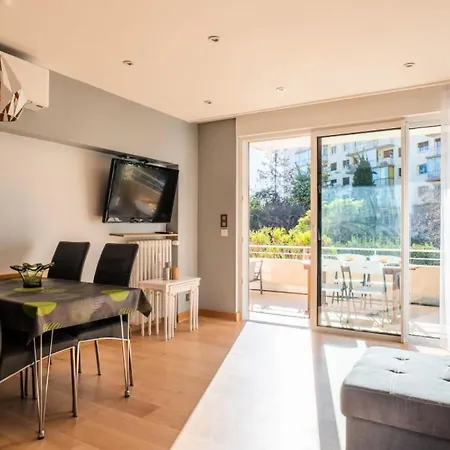דירה 3p Lumineux Avec Terrasse A 15min A Pied Du Palais - 3p Lumineux Avec Terrasse A 15min A Pied Du Palais Mae-2493 קאן