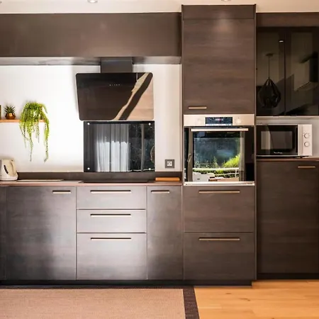 3p Lumineux Avec Terrasse A 15min A Pied Du Palais - 3p Lumineux Avec Terrasse A 15min A Pied Du Palais Mae-2493 דירה קאן