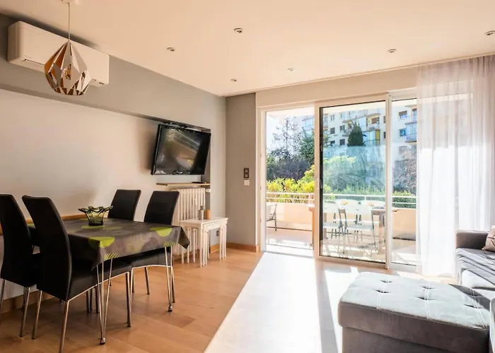 アパート 3p Lumineux Avec Terrasse A 15min A Pied Du Palais - 3p Lumineux Avec Terrasse A 15min A Pied Du Palais Mae-2493 カンヌ