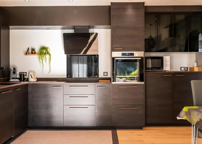 3p Lumineux Avec Terrasse A 15min A Pied Du Palais - 3p Lumineux Avec Terrasse A 15min A Pied Du Palais Mae-2493 アパート カンヌ